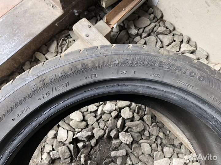 Viatti Strada Asimmetrico V-130 225/45 R17