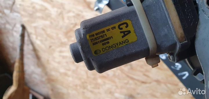 Стеклоподъемник электрический задний левый Chevro