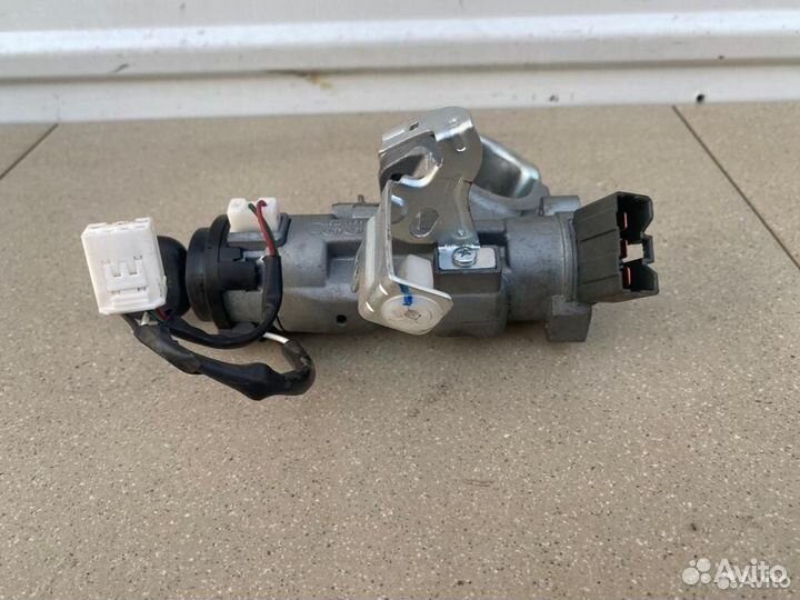 Замок зажигания Hyundai Solaris