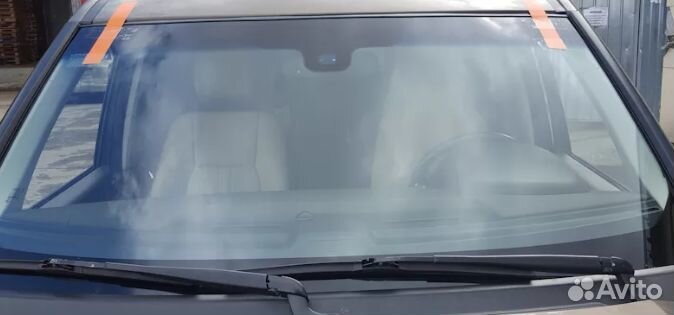 Лобовое стекло Land Rover с установкой за 3 часа