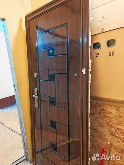 Дверь входная бу