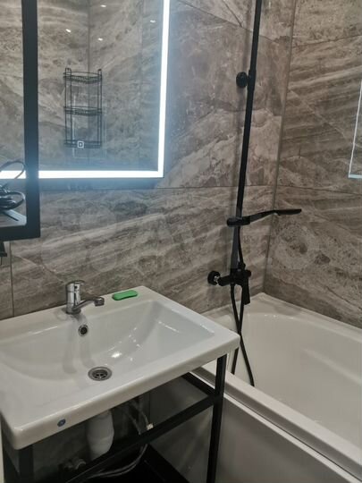 3-к. квартира, 77 м², 18/21 эт.