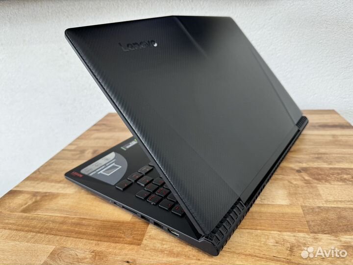 Идеал Lenovo Legion Core i5 8Gb GTX1050 SSD256+HDD