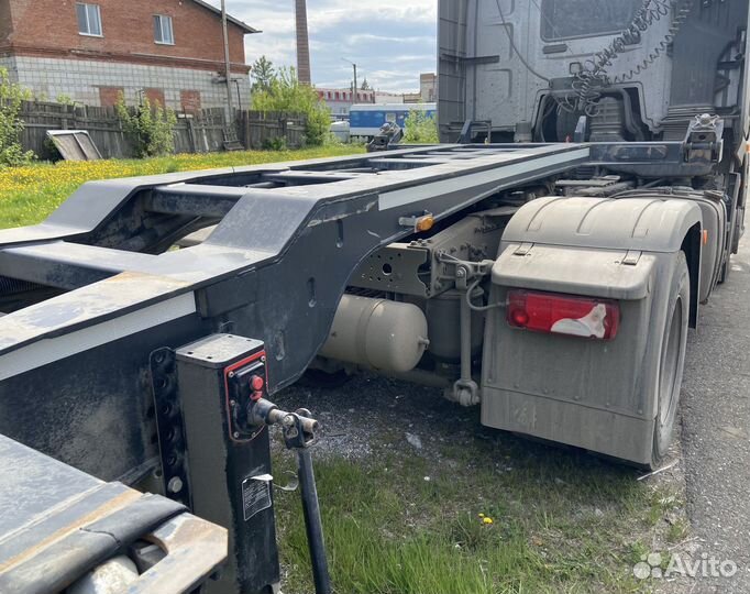 Полуприцеп контейнеровоз Bonum 914295-05, 2023