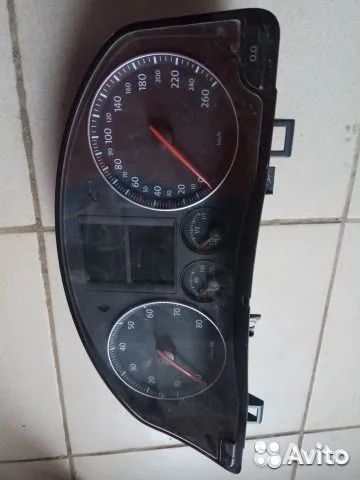 Панель приборов Volkswagen Golf Jetta 5 2005-2011