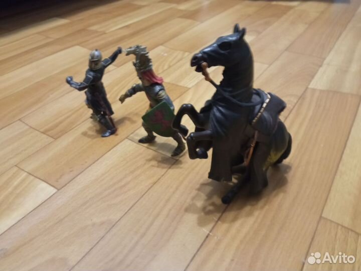 Рыцари фигурки