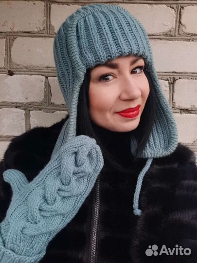 Ушанка и варежки ручной работы