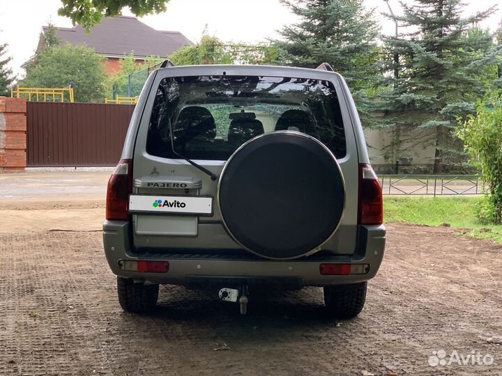 Mitsubishi Pajero 3.2 AT, 2005, 327 000 км