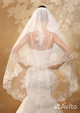 Новые свадебная фата и перчатки