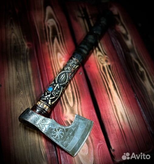 Топор кованый ручной работы