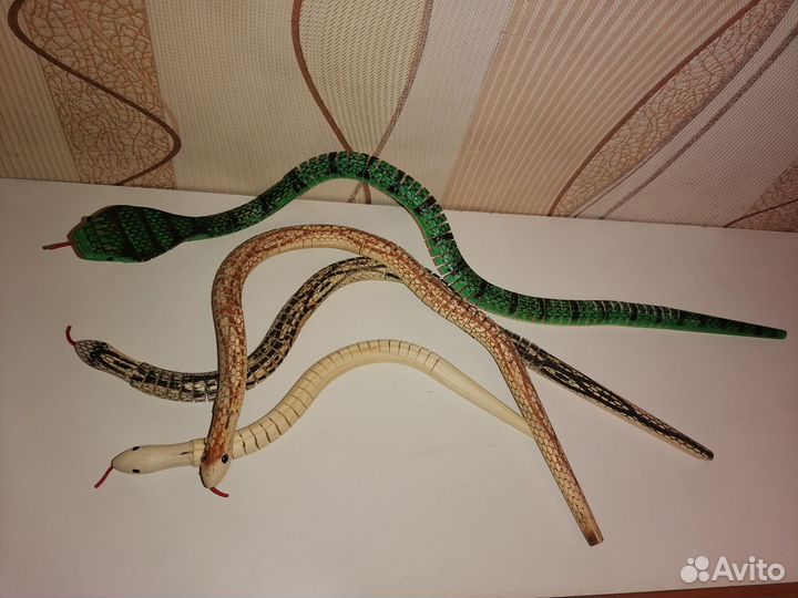 Змеи деревянные подвижные