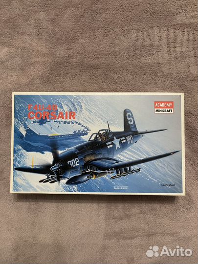 Сборная модель 1/48 F4U-4B corsair Academy