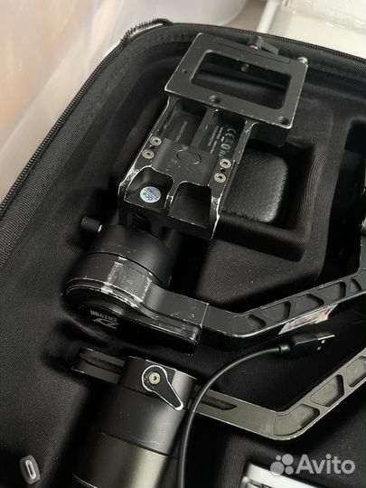 Стабилизатор для съемки Zhiyun Crane 2