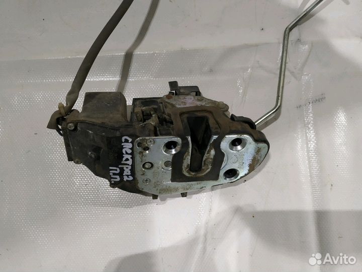 Kia Spectra замок двери передней правой