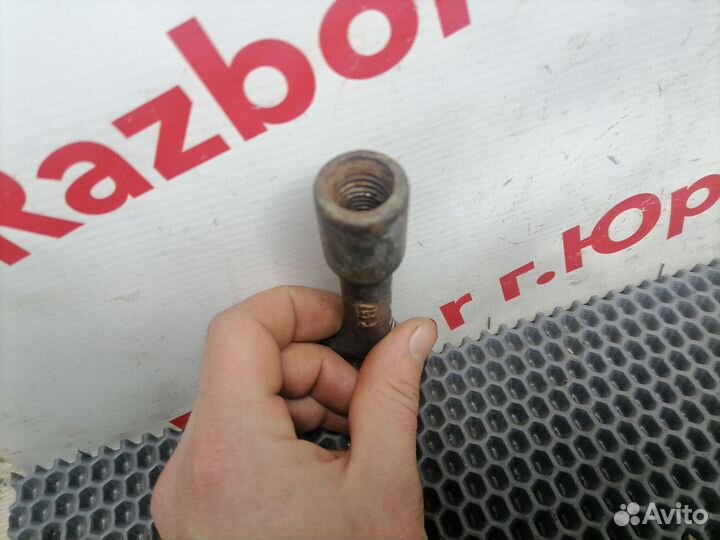 Крюк буксировочный Fiat Albea