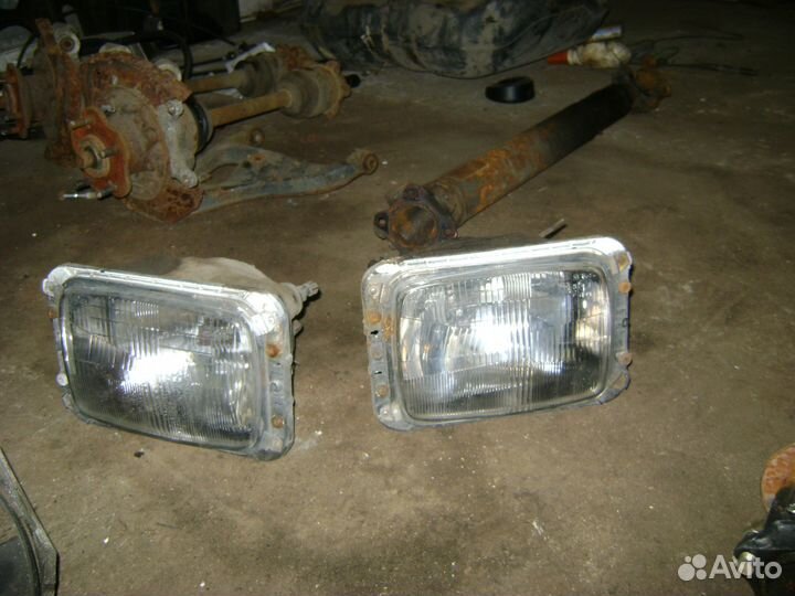 Фара Mercedes Benz T1 микроавтобус