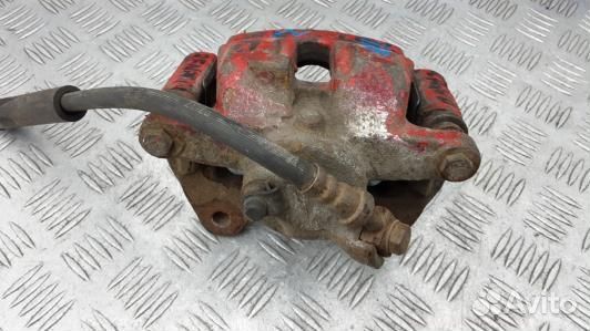 Суппорт тормозной задний правый land rover range r