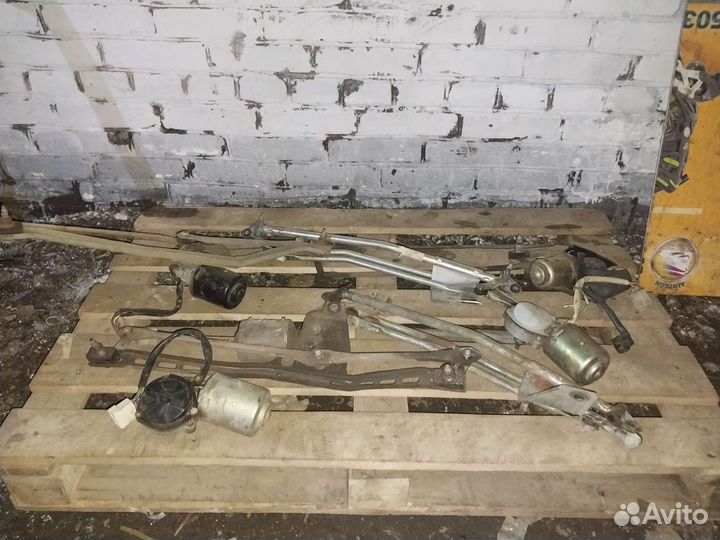 Трапеция дворников с моторчиком на ваз