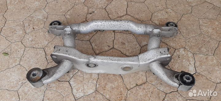 Балка заднего моста BMW 7-Series E65