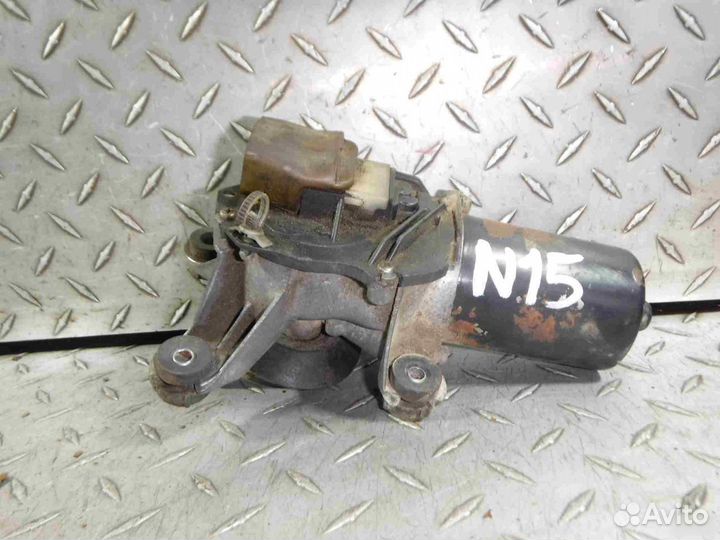 Моторчик стеклоочистителя передний Nissan Almera