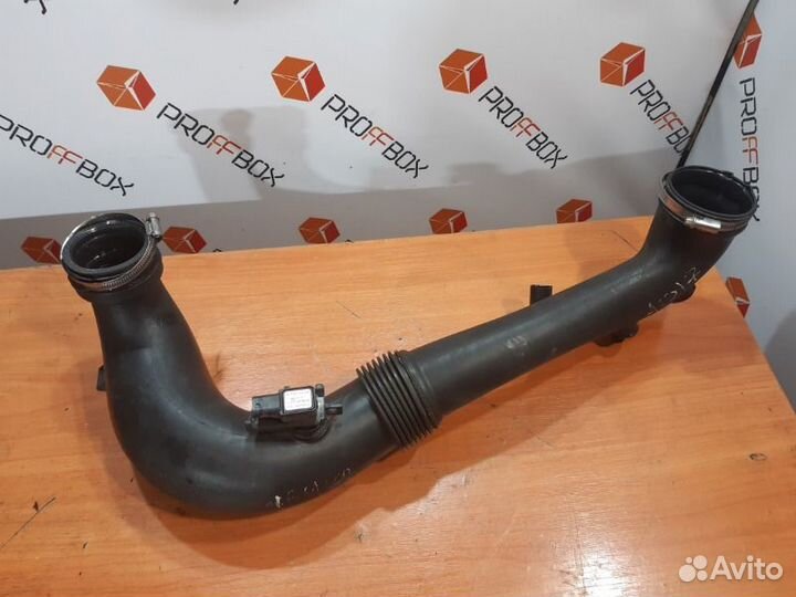 Патрубок воздушного фильтра Mercedes C-Class W205