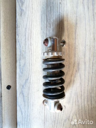 Амортизатор на велосипед задний