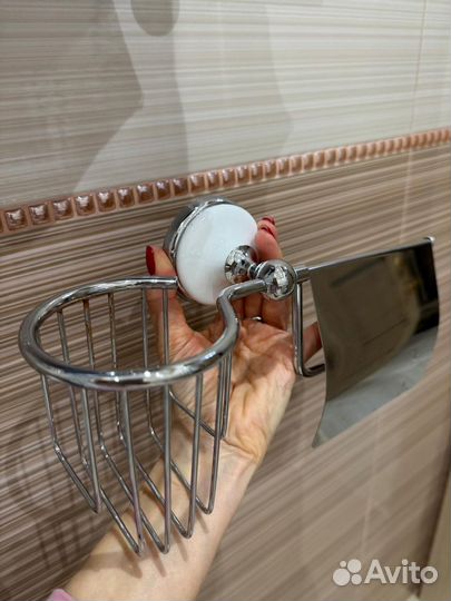 Держатель дтя туалетной бумаги и освежителя