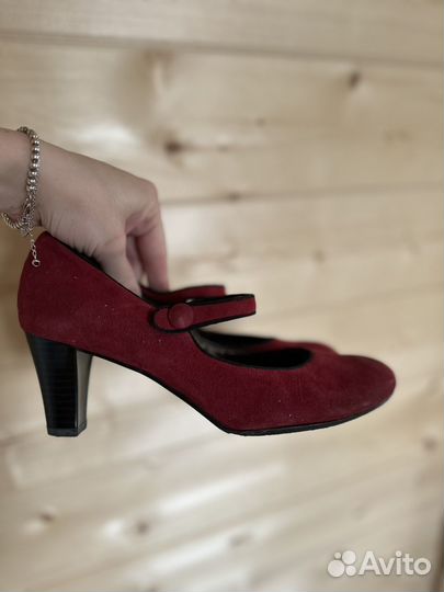 Туфли женские 37,5