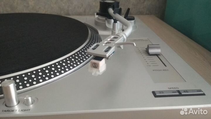 Проигрыватель винила