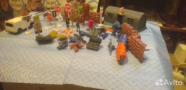 Игрушки разные