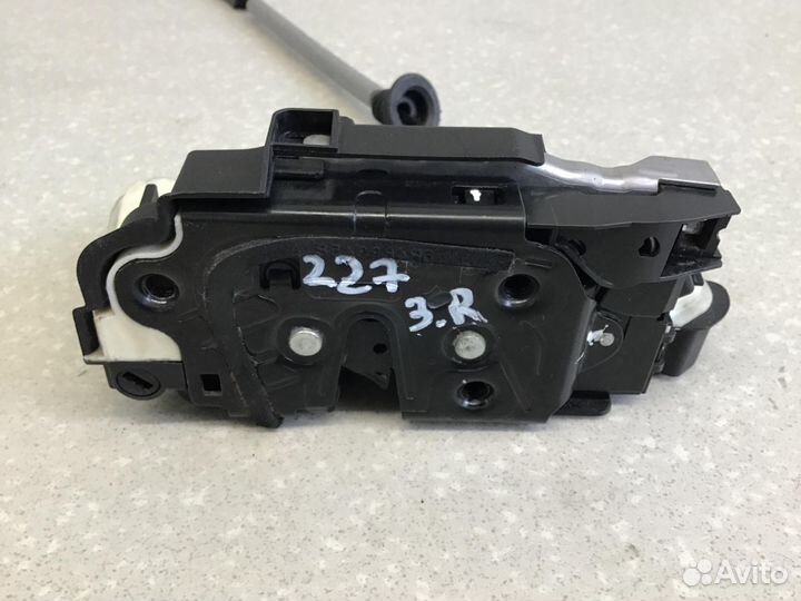 Замок двери задней правой VW Polo (Sed RUS) 2011-2