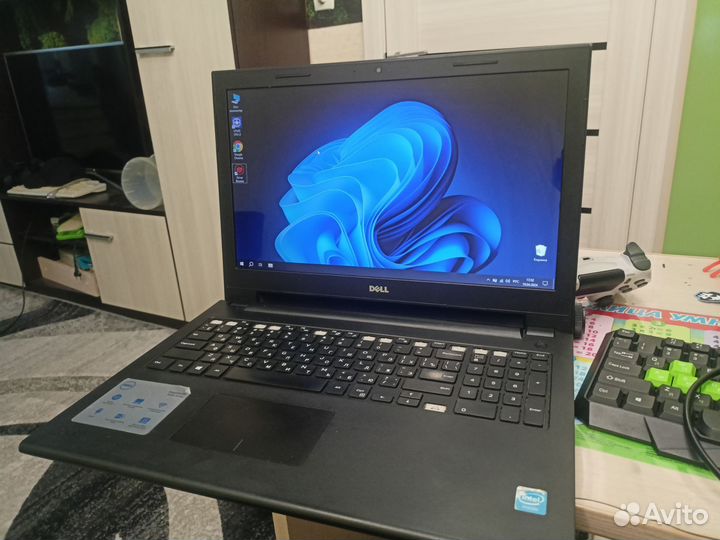 Ноутбук Dell Inspiron 15 3542