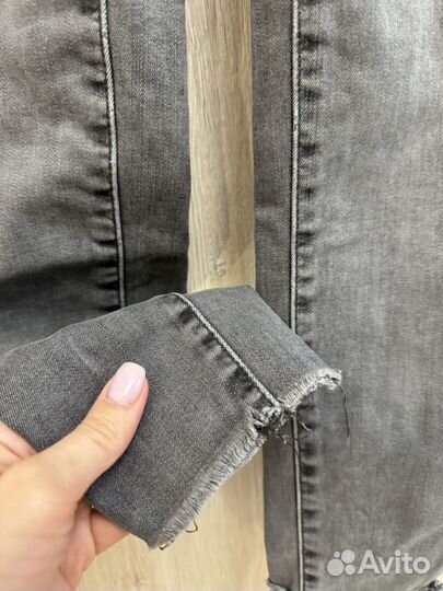 Джинсы levis 720