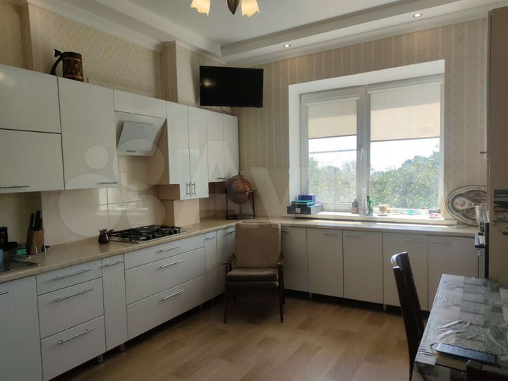 2-к. квартира, 76,6 м², 3/7 эт.