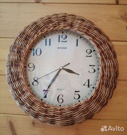 Часы настенные