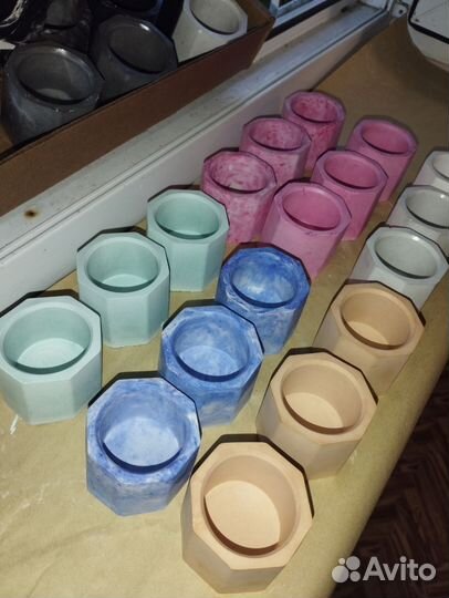 Гипсовые изделия, кашпо