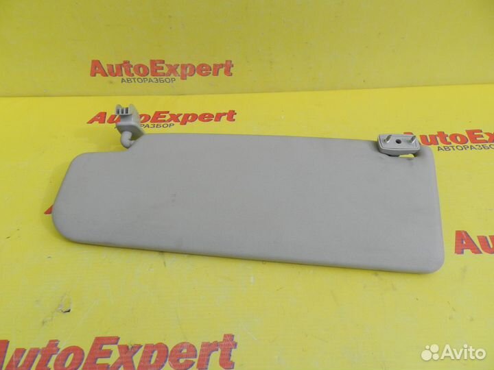 Козырек солнцезащитный правый Skoda roomster