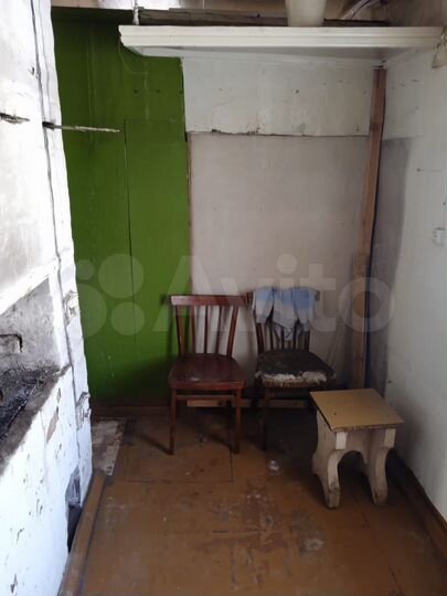 Дом 40,6 м² на участке 9,81 га