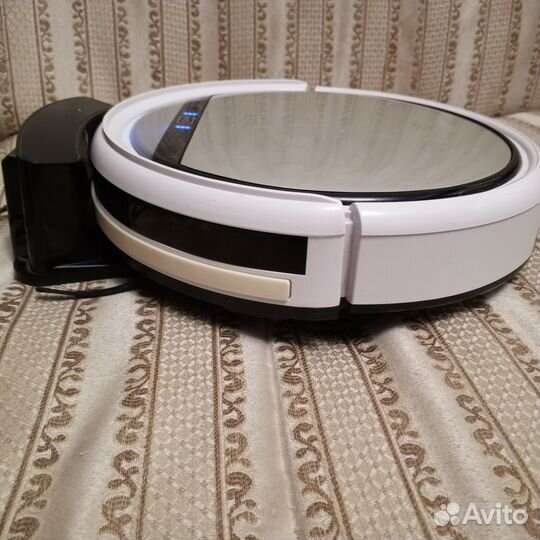 Робот пылесос ilife v50