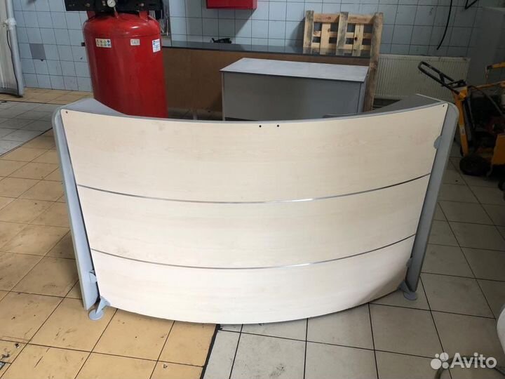 Ресепшн стойка администратора бу