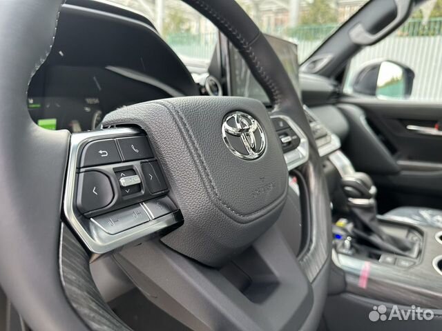Toyota Land Cruiser 3.3 AT, 2023, 1 км объявление продам