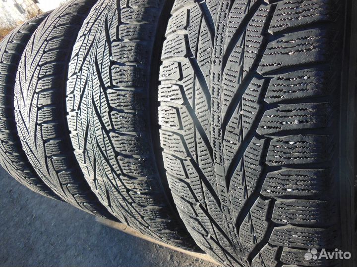 Nokian Tyres Hakkapeliitta R3 235/60 R18