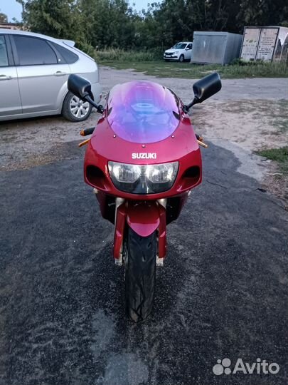 Suzuki gsxr 600