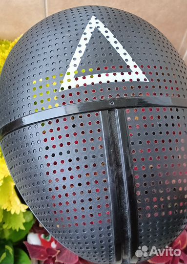 Маска карнавальная игра в кальмара охранник