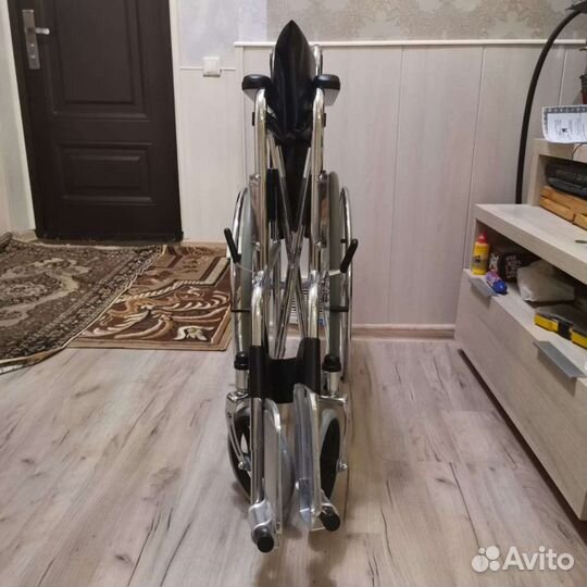 Коляска инвалидная новая