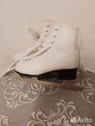 Коньки фигурные