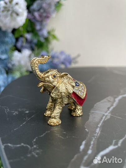 Статуэтка шкатулка слон
