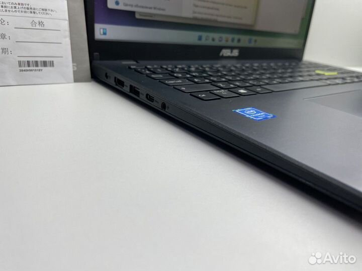 Ноутбук Celeron 2x1.1ггц/4Гб/120SSD