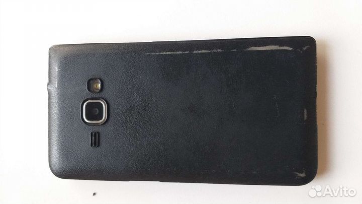 Телефон Samsung j1