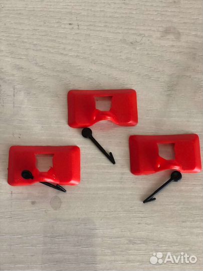 Очки от расклева для кур